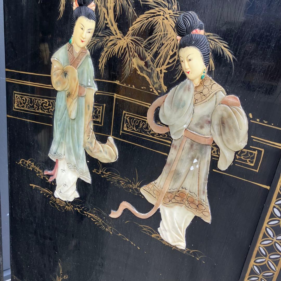 中国骨董 螺鈿細工 女性 古典画装飾彫り 木製 4連パーテーション 衝立 屏風
