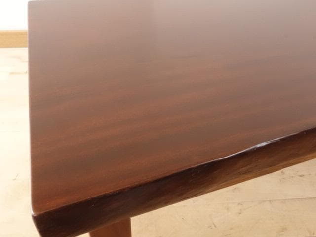 北海道手作り家具　クスノキ（楠）材　一枚板座卓１０００