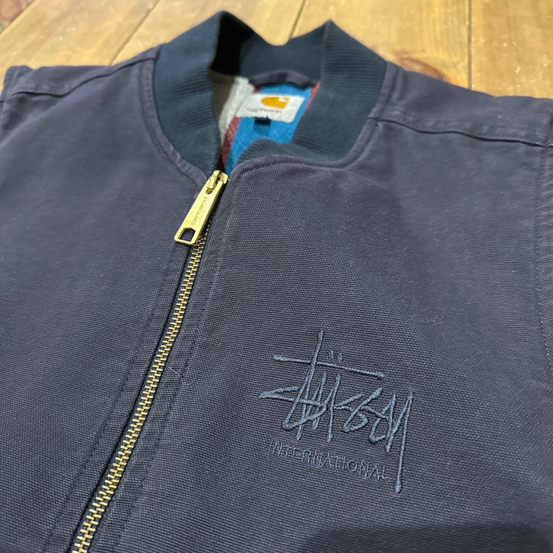 限定Stüssy x Carhartt カーハートベスト　黒xネイビー