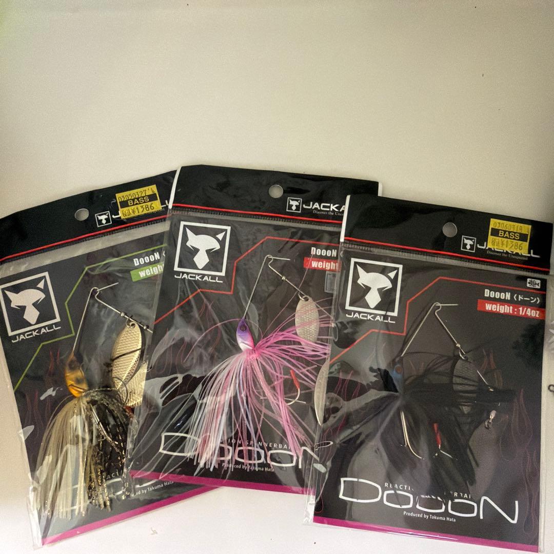 SHIMANO メタニウム　ベイトリール 右ハンドル　その他ルアー多数