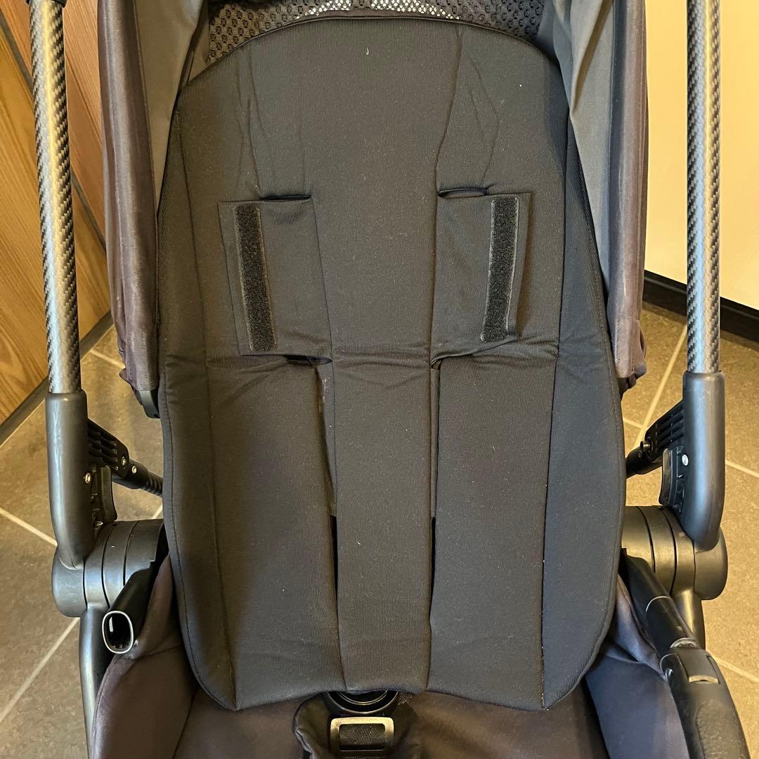 CYBEX メリオカーボン　ブラック折りたたみ式※訳あり