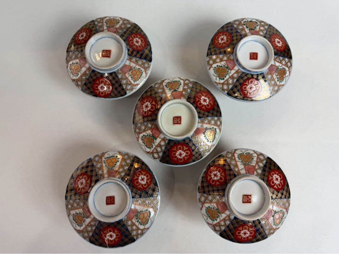 有田焼き　古伊万里　赤茶碗　蓋付き　色絵　5つ　NO.04