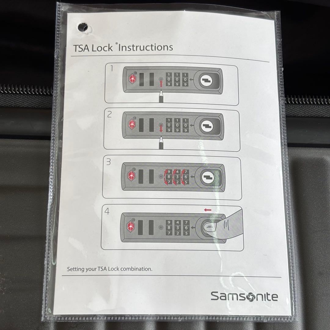 サムソナイト スーツケース D200 スピナー 拡張可 マットブラック