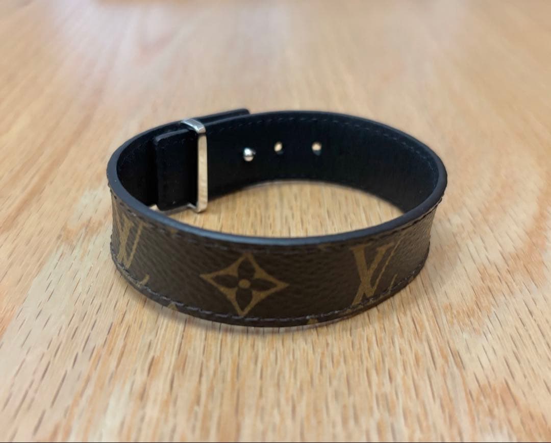 Louis Vuitton モノグラム レザーブレスレット