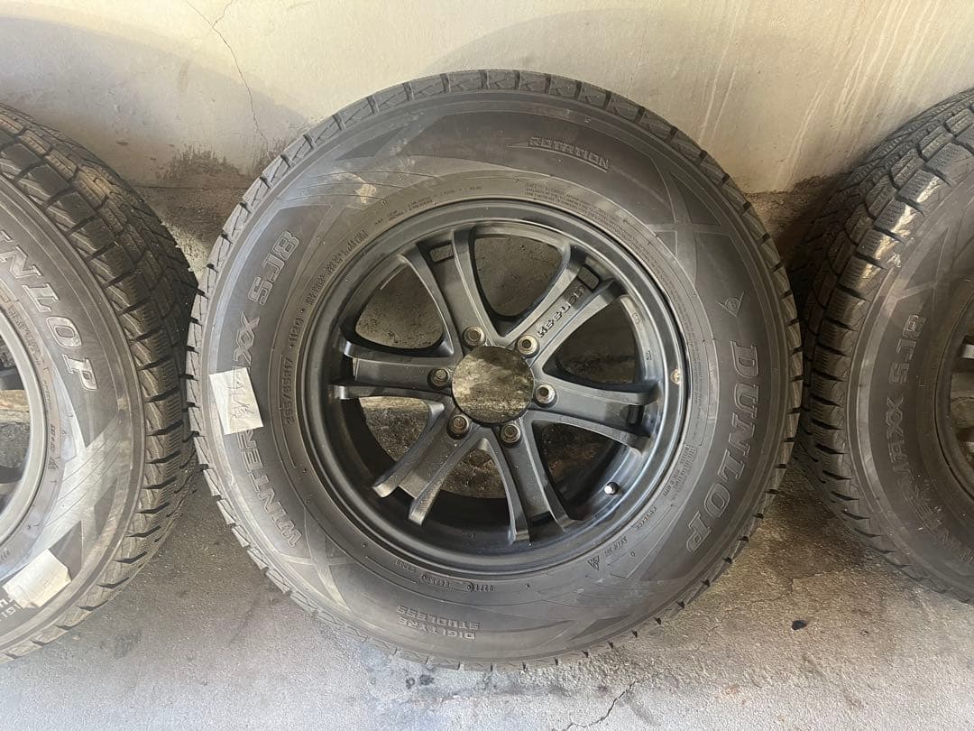 Magnum038fjクルーザー　17インチ スタッドレス　引き取り限定で