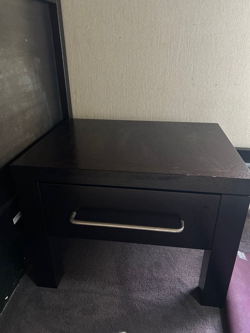 Cassina カッシーナ カトリーヌ・メミ ウィークエンド ナイトテーブル