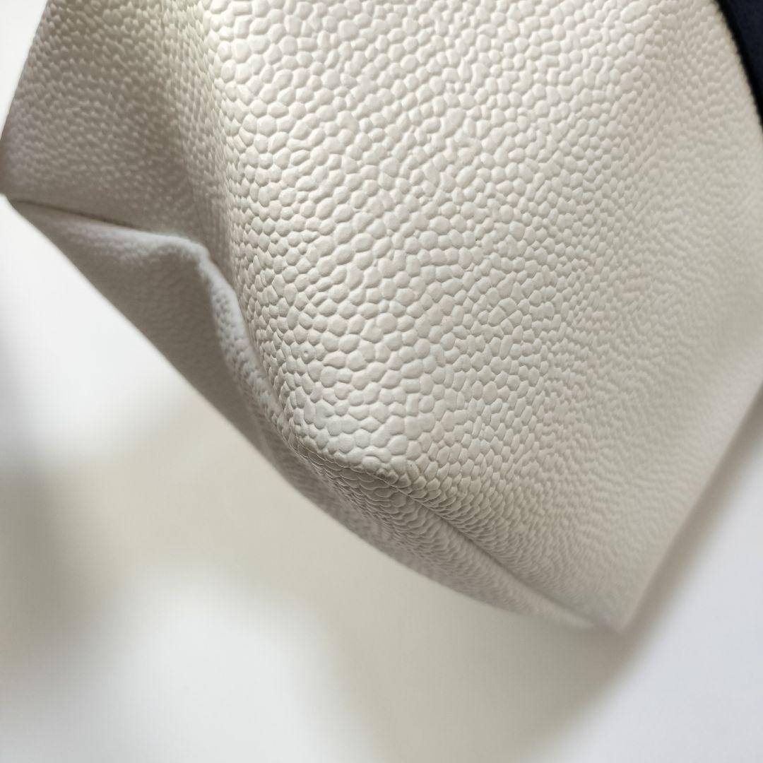 エルベシャプリエ 701GP Sサイズ　ブラン × ネイビー トートバッグ