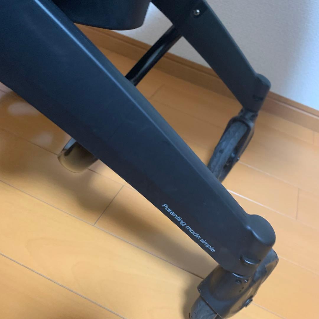 doona ベビーカー ネイビー　チャイルドシート　付属品付