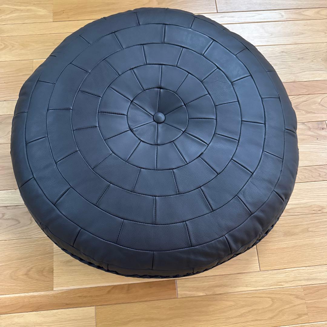 カンディハウス　レザークッション　革クッション　ブラック