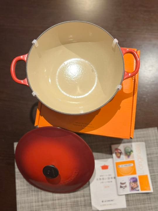 新品未使用ルクルーゼ マルミット22cm LE CREUSET チェリーレッド
