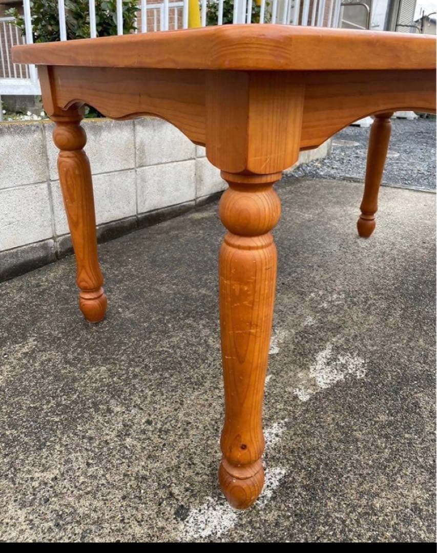 オールパイン　人気のカントリー　無垢材　ダイニングテーブル