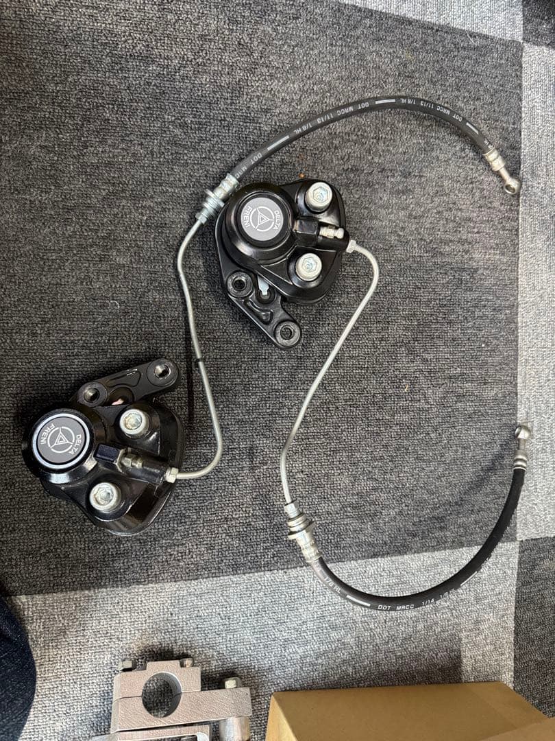 Z1 ダブルディスク　ブレーキキャリパー ブラック