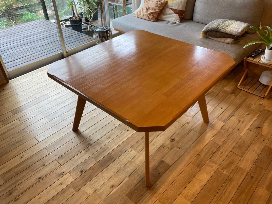 木製ダイニングテーブル（送料無料）