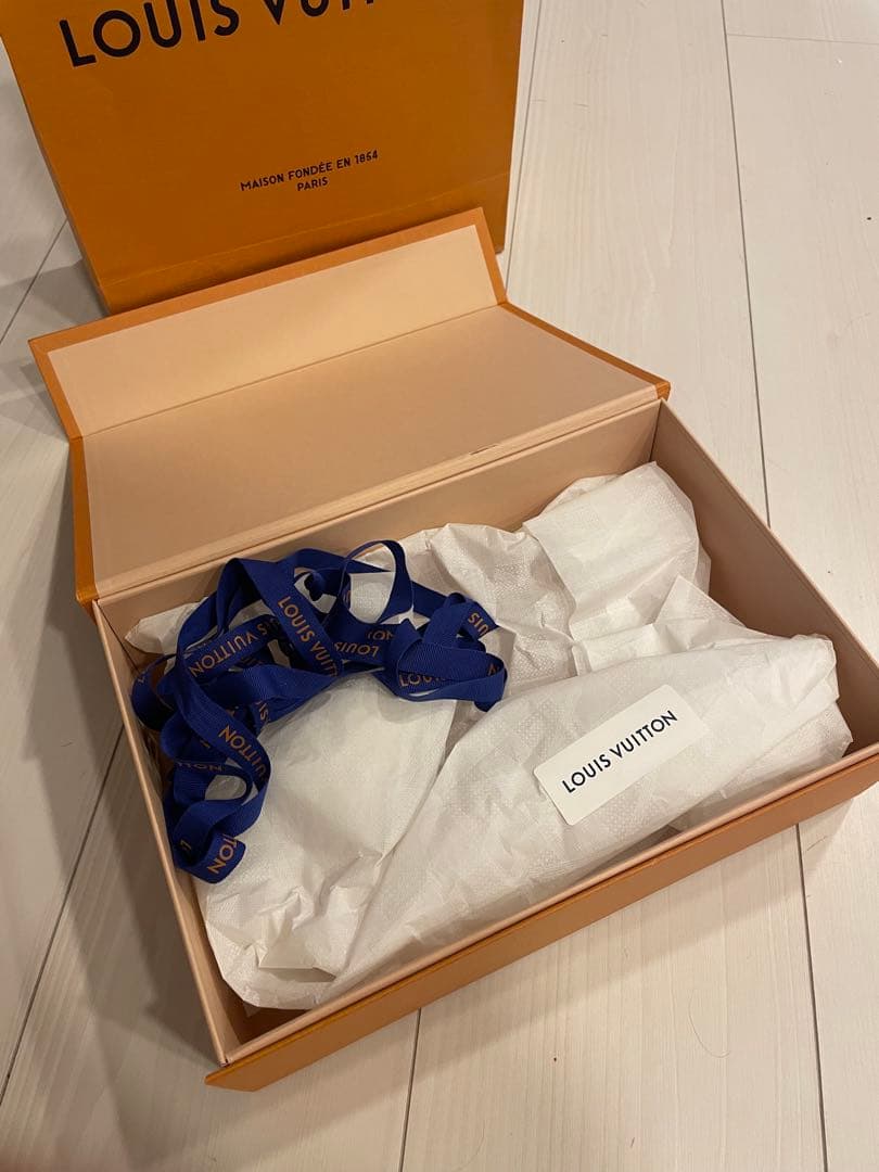 LOUIS VUITTON(ルイヴィトン)キャップ・LV リーグ　ホワイト