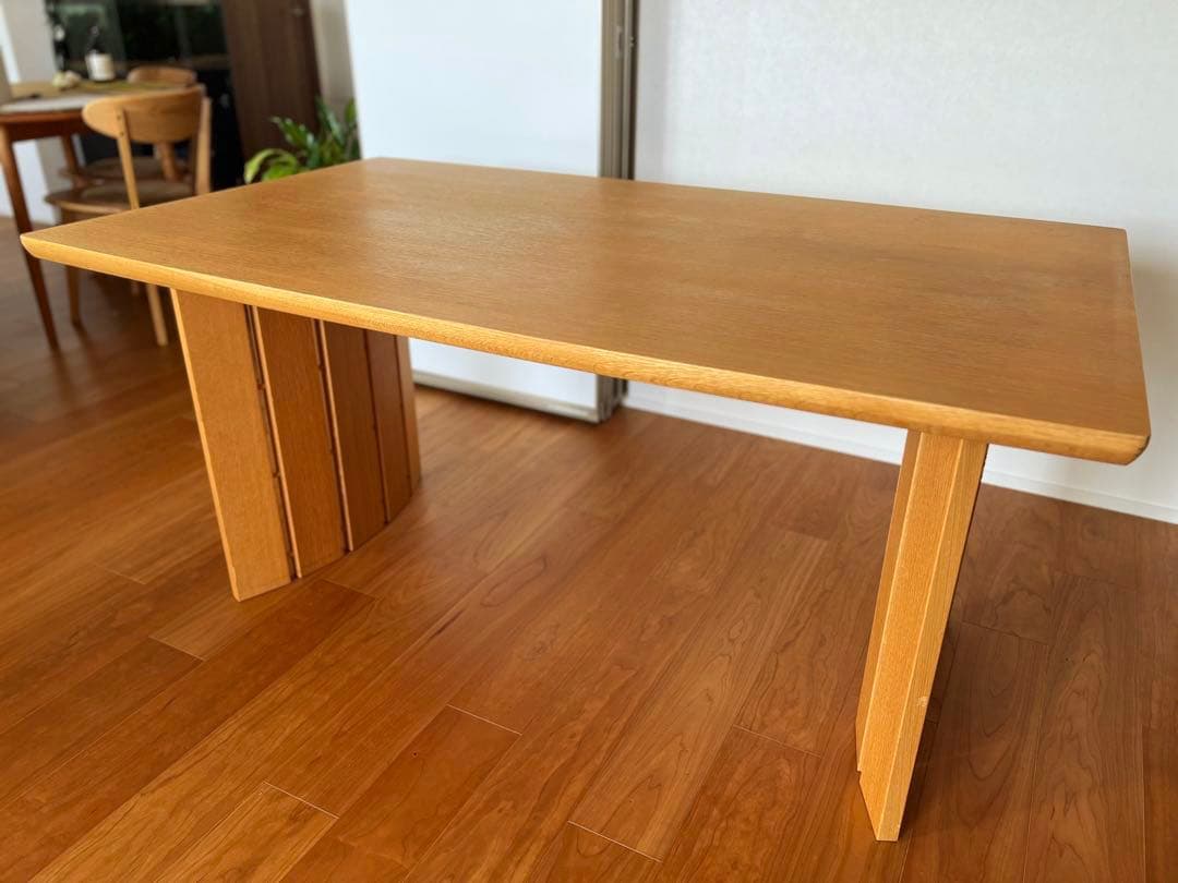 【送料込】IDC 大塚家具　４人掛け　ダイニングテーブル　ベルタ