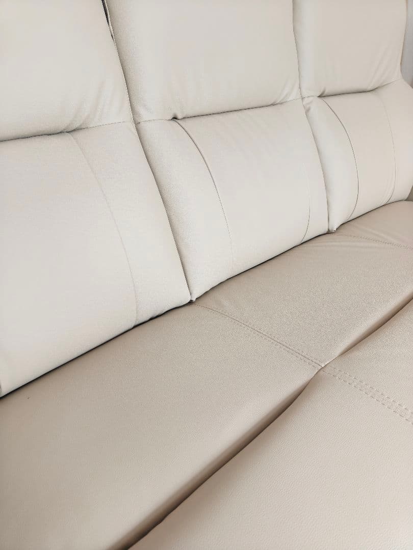 【使用3ヶ月・極美品】ニトリ 3人掛けソファ コウテイ3 Nシールド おまけ付