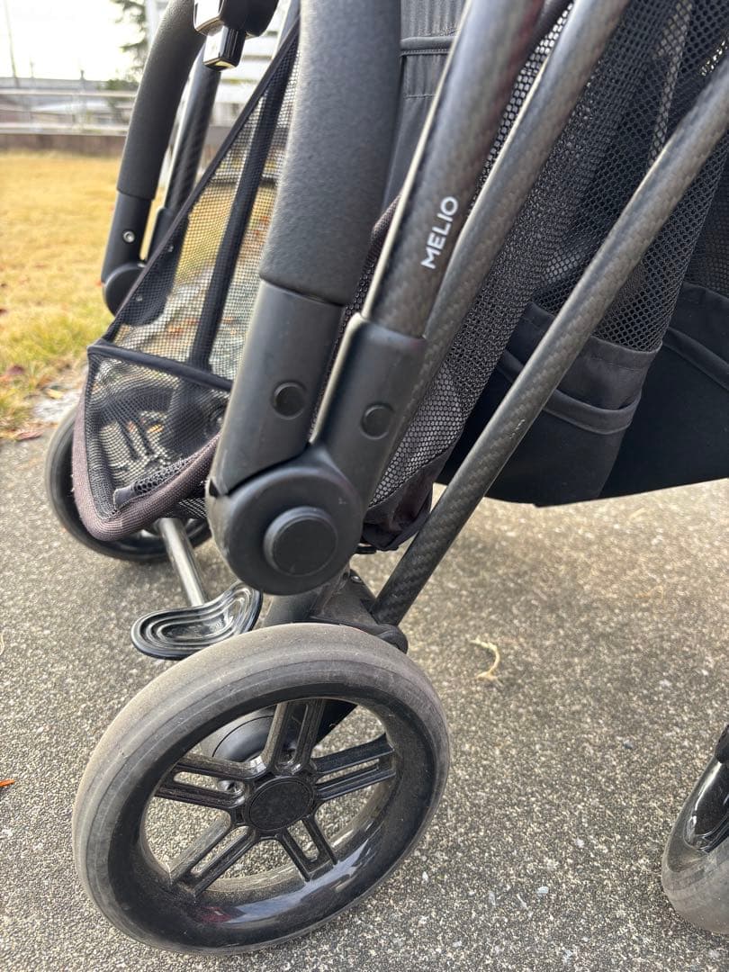 サイベックス　メリオ　カーボン　グレーベビーカー クッションカバー付き