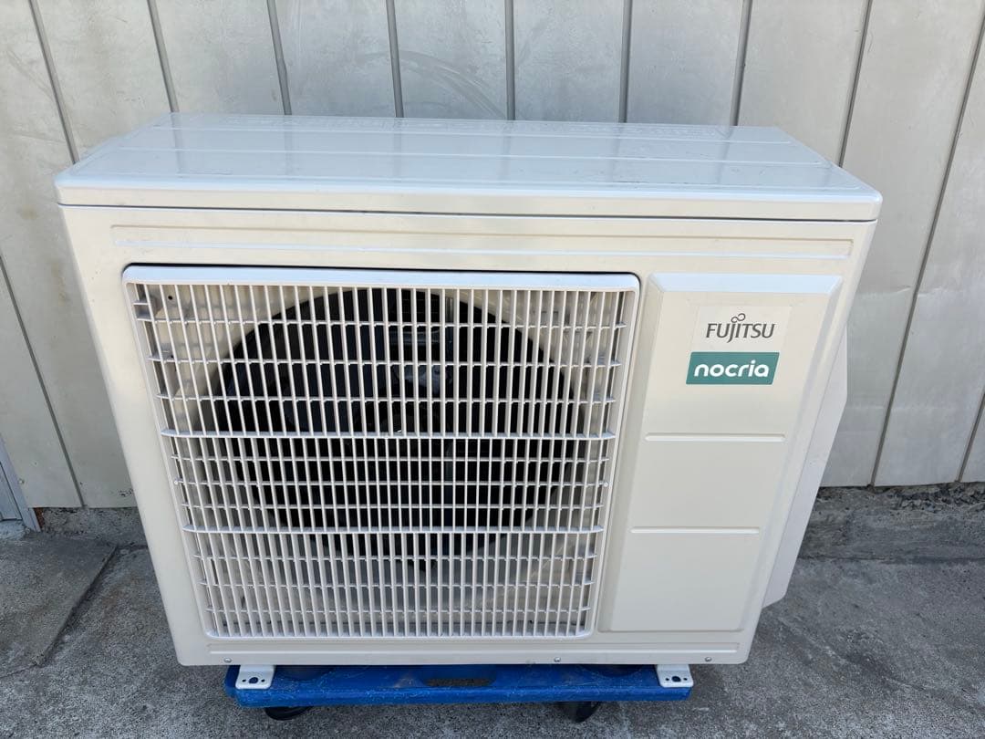 【極美品】富士通 ノクリア nocria Zシリーズ AS-Z404R2W