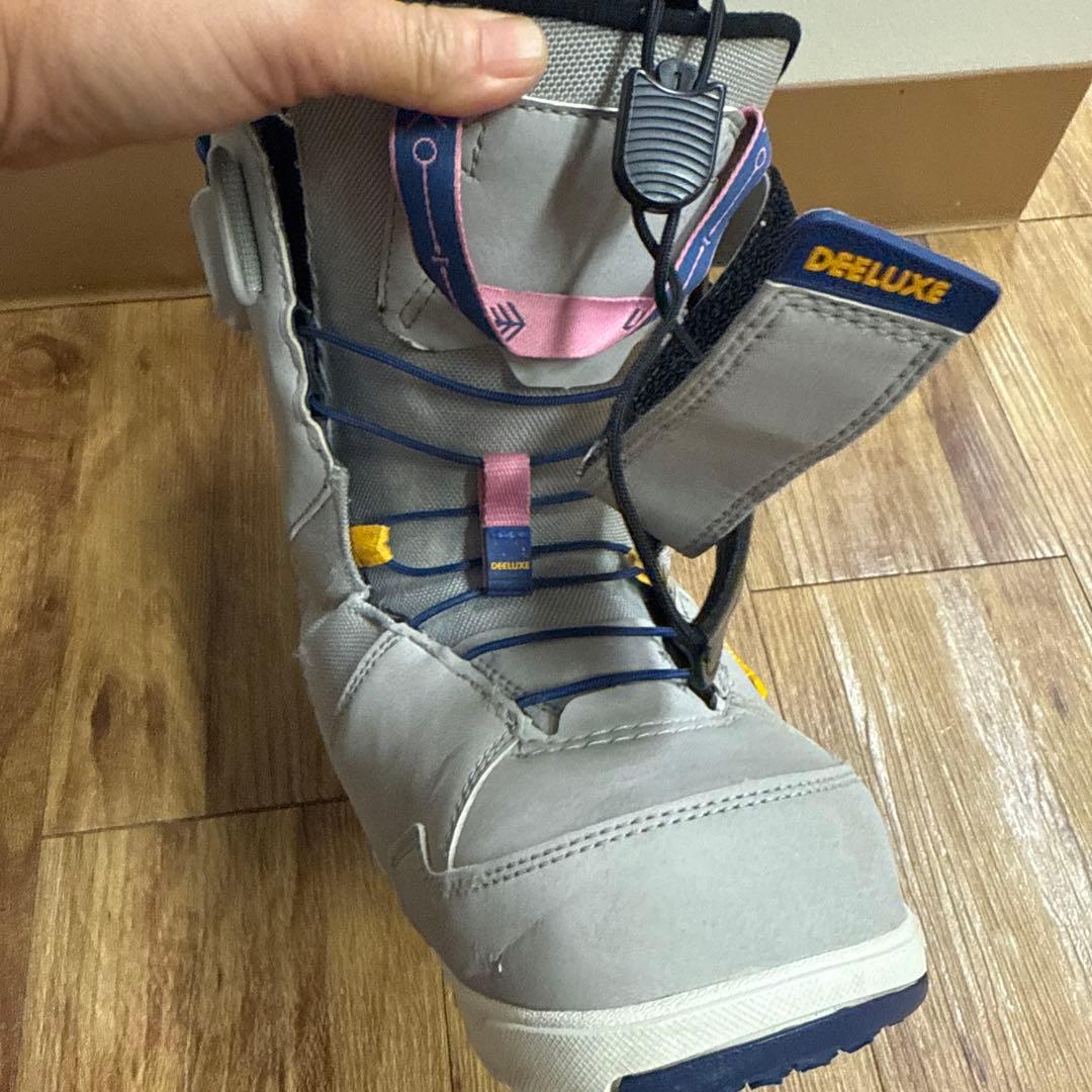 女性用スノーボードブーツ