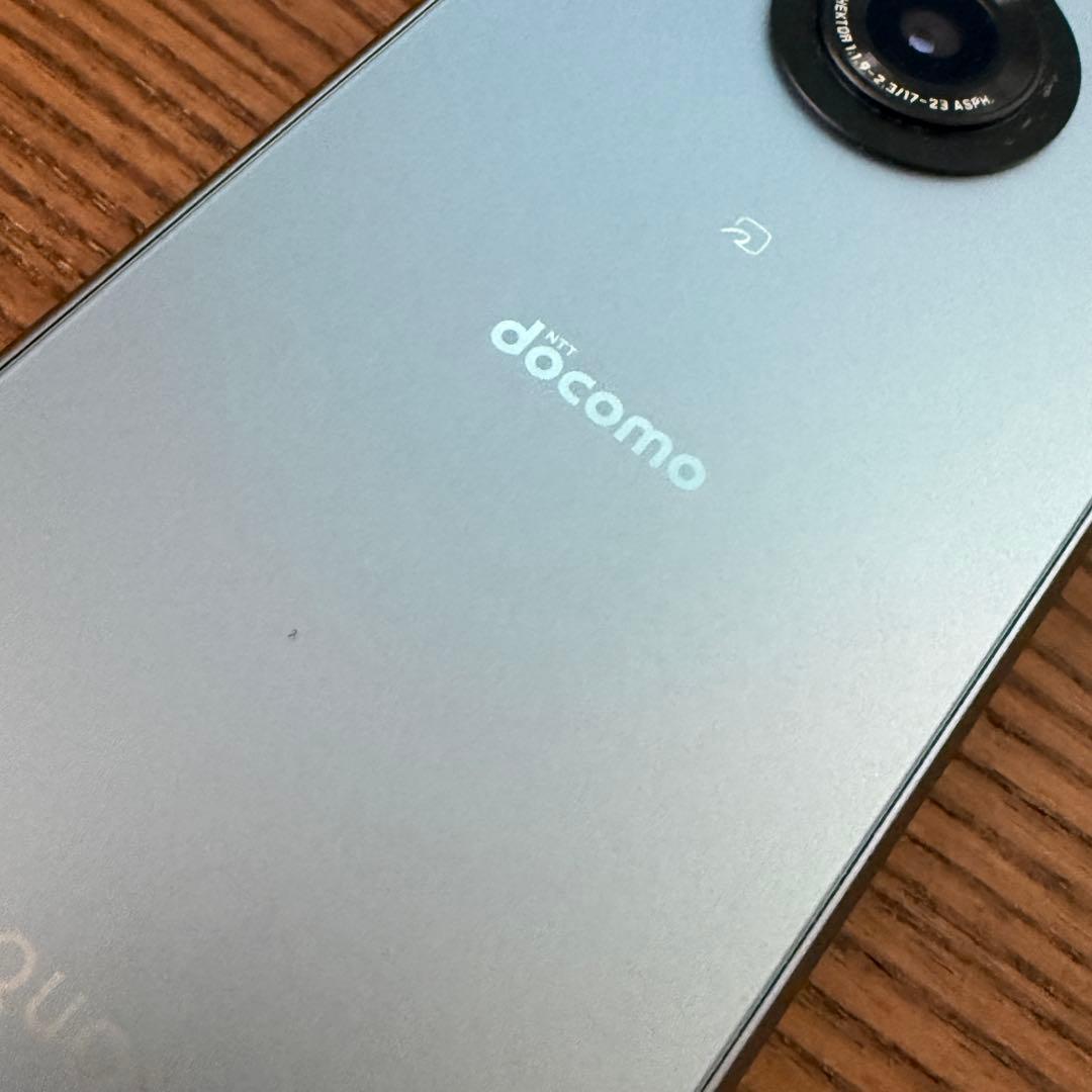 超美品 AQUOS R8 SH-52D docomo SIMフリー スマホ 本体