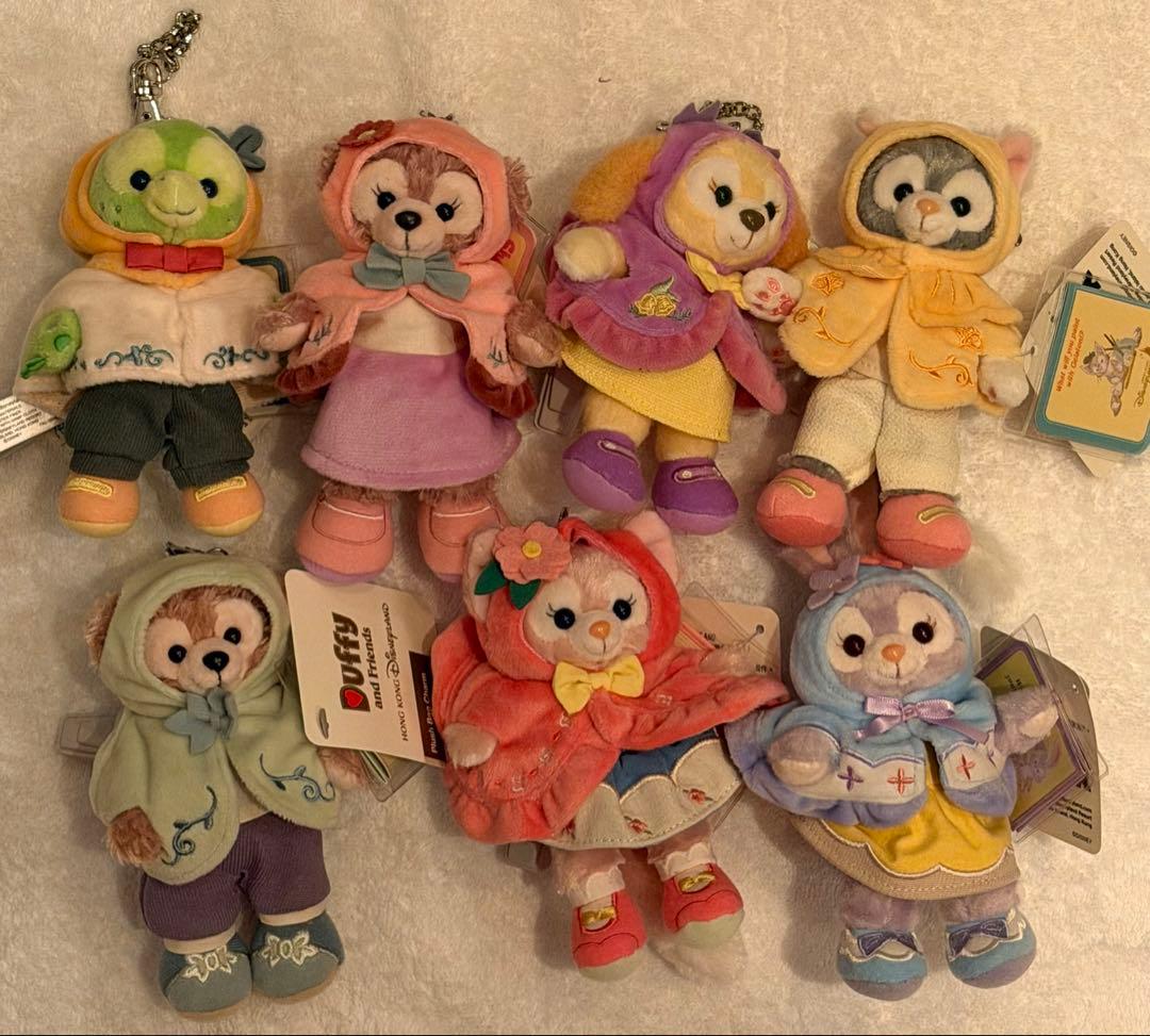 香港ディズニーランド　ダッフィーアンドフレンズ　ぬいぐるみキーホルダーセット