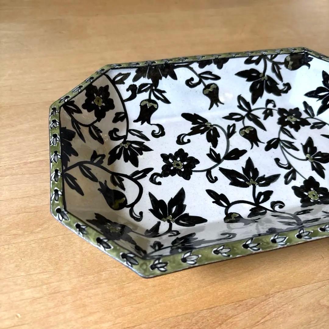 ヒヅミ峠舎　隅切角皿　プレート