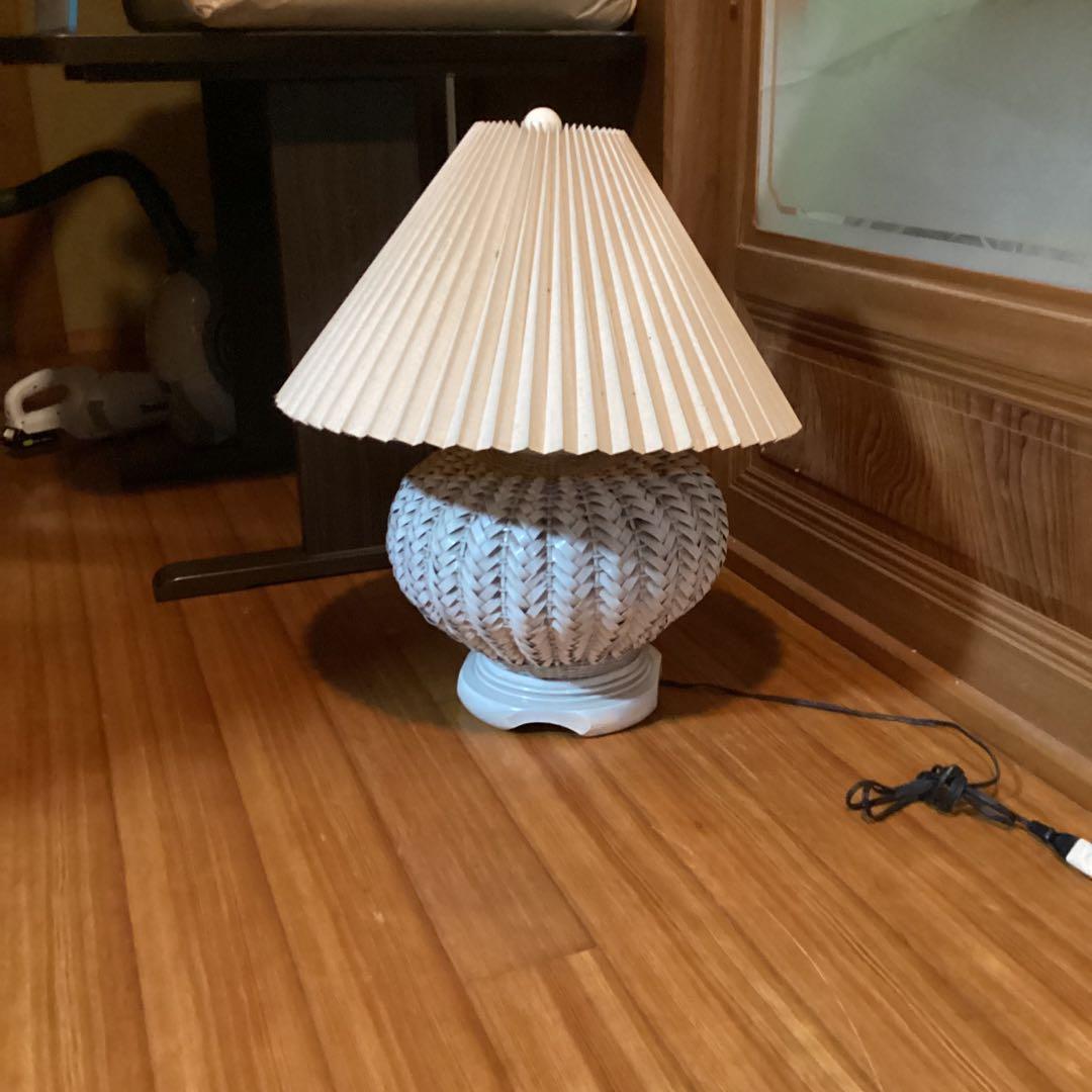 ラタン編み込みデザイン フロアスタンド　大型