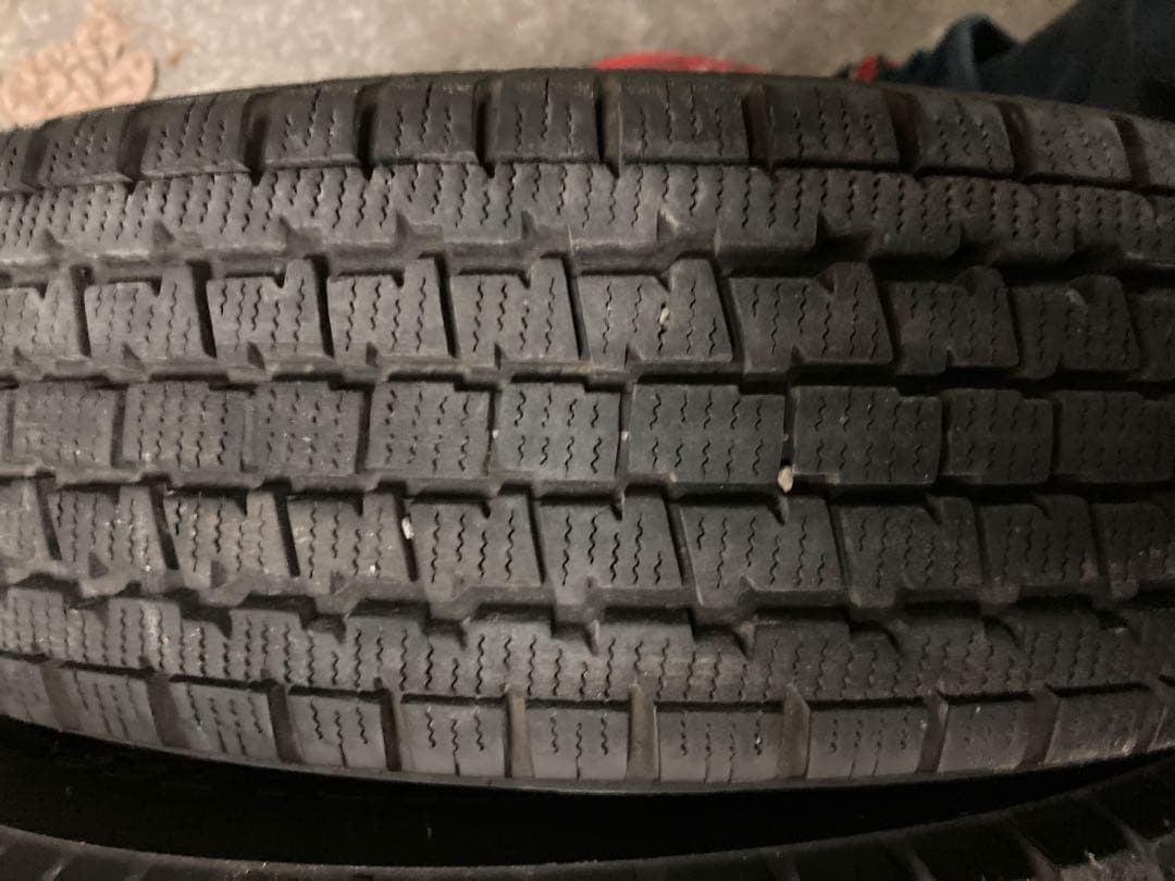 ブリヂストン スタッドレスタイヤ 145/80R12 4本セット