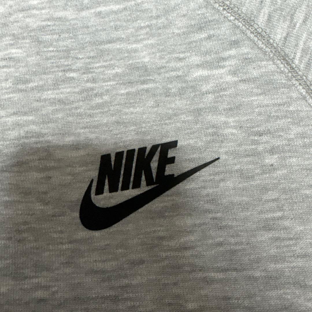 24時間以内発送！美品！早い者勝ち！NikeテックフリースメンズS