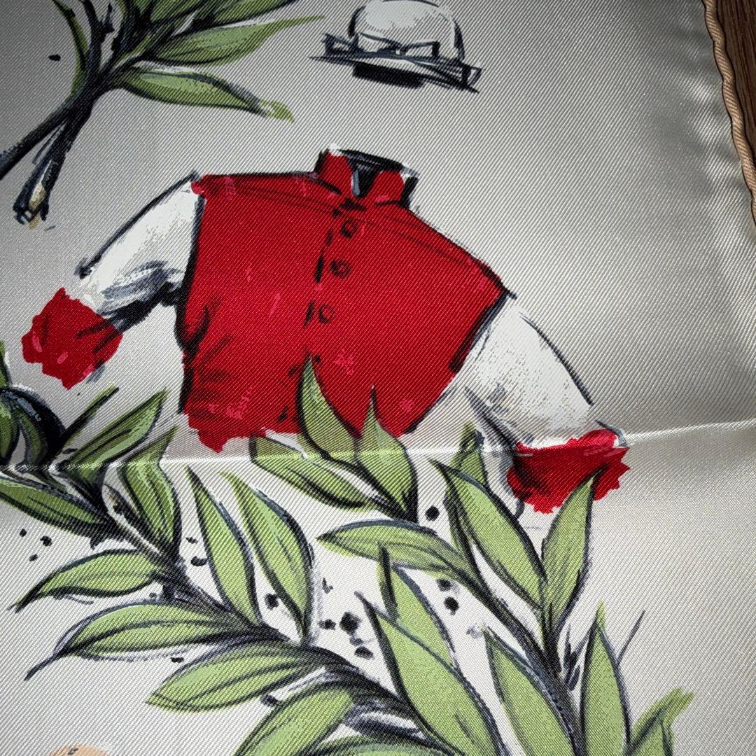 HERMÈS シルクスカーフ フランス製 　【美品】♡週末価格♡