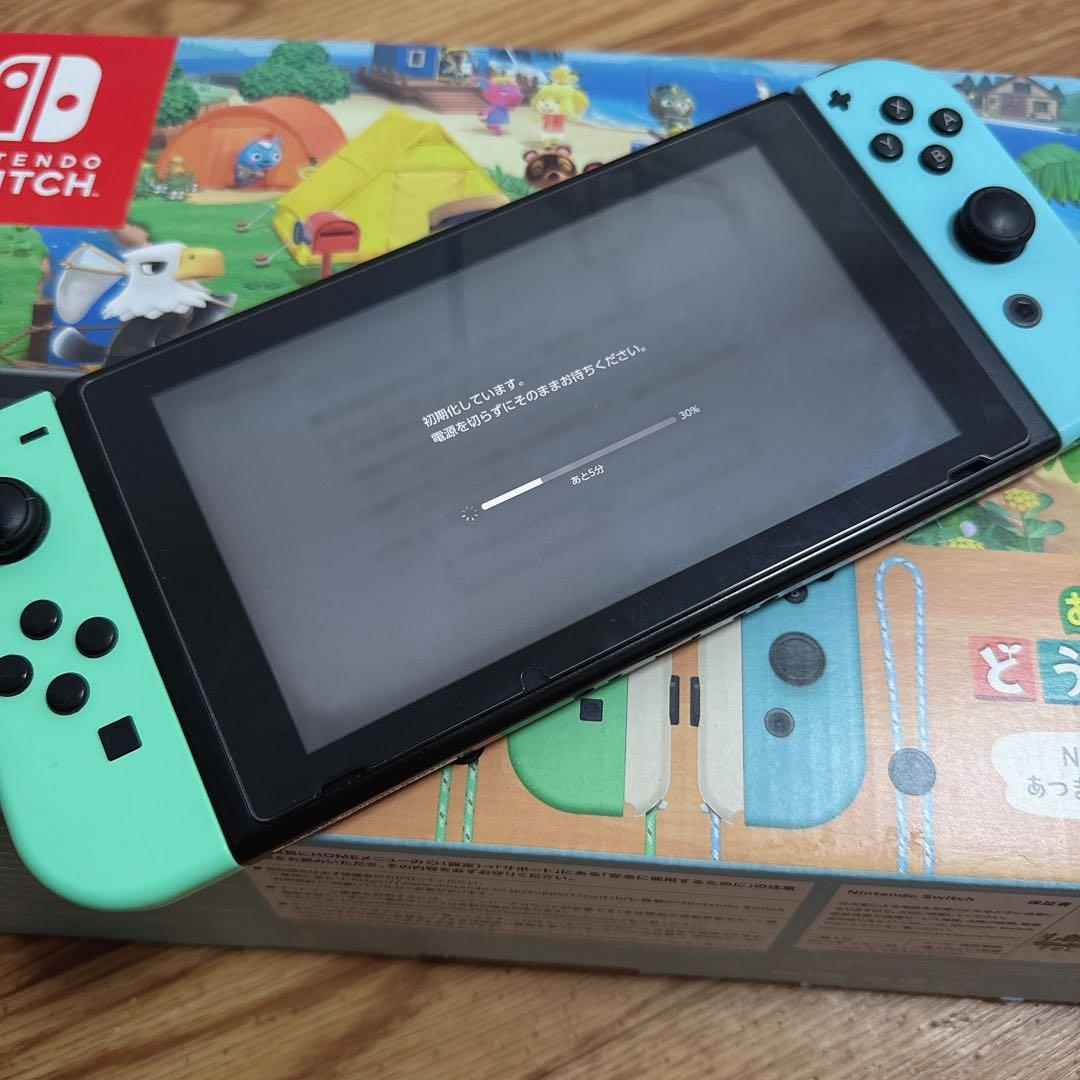 あつまれ どうぶつの森デザインのNintendo Switch本体 SD付き