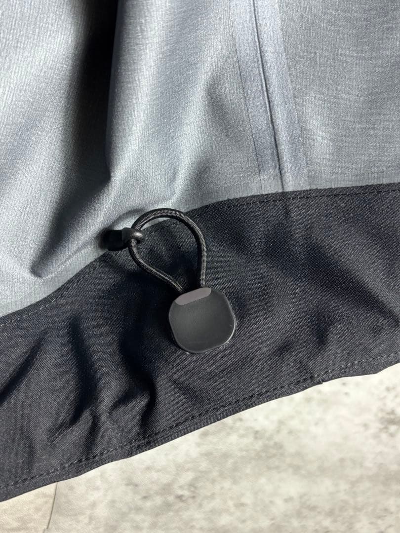 現行モデル ARC'TERYX ALPHA SV JACKET