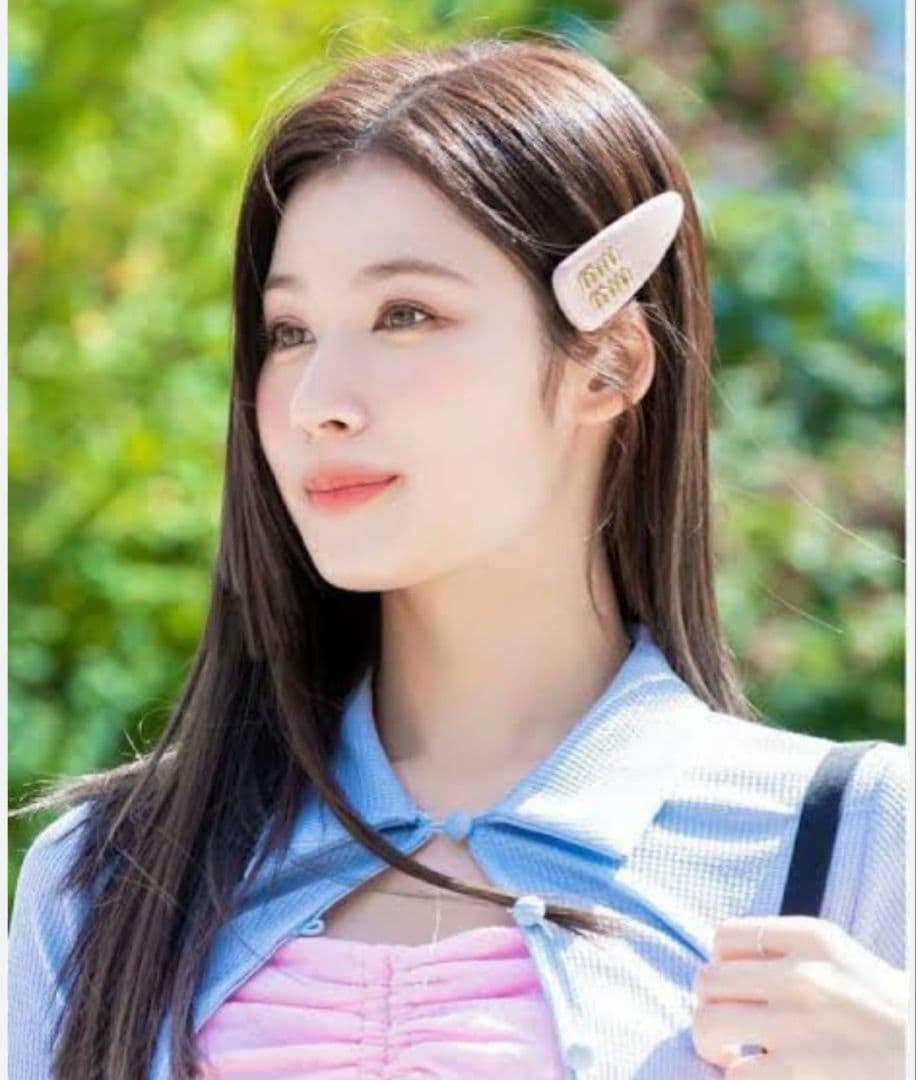 miu miu ミュウミュウ　MIUMIU　ヘアピン 　バレッタ　ヘアクリップ