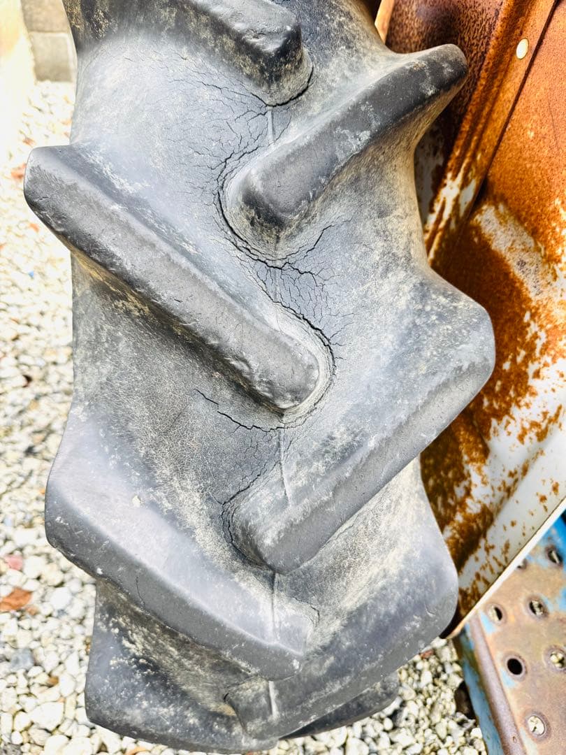 FORD1000 フォードトラクター シバウラ1.3ディーゼル　ビンテージ