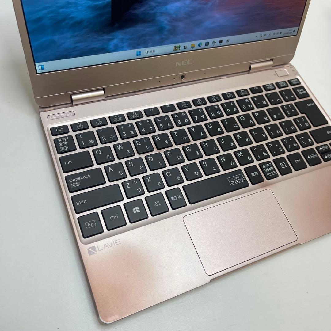 #756 NEC Lavie i5-8200Y SSD256Gb 12.5インチ
