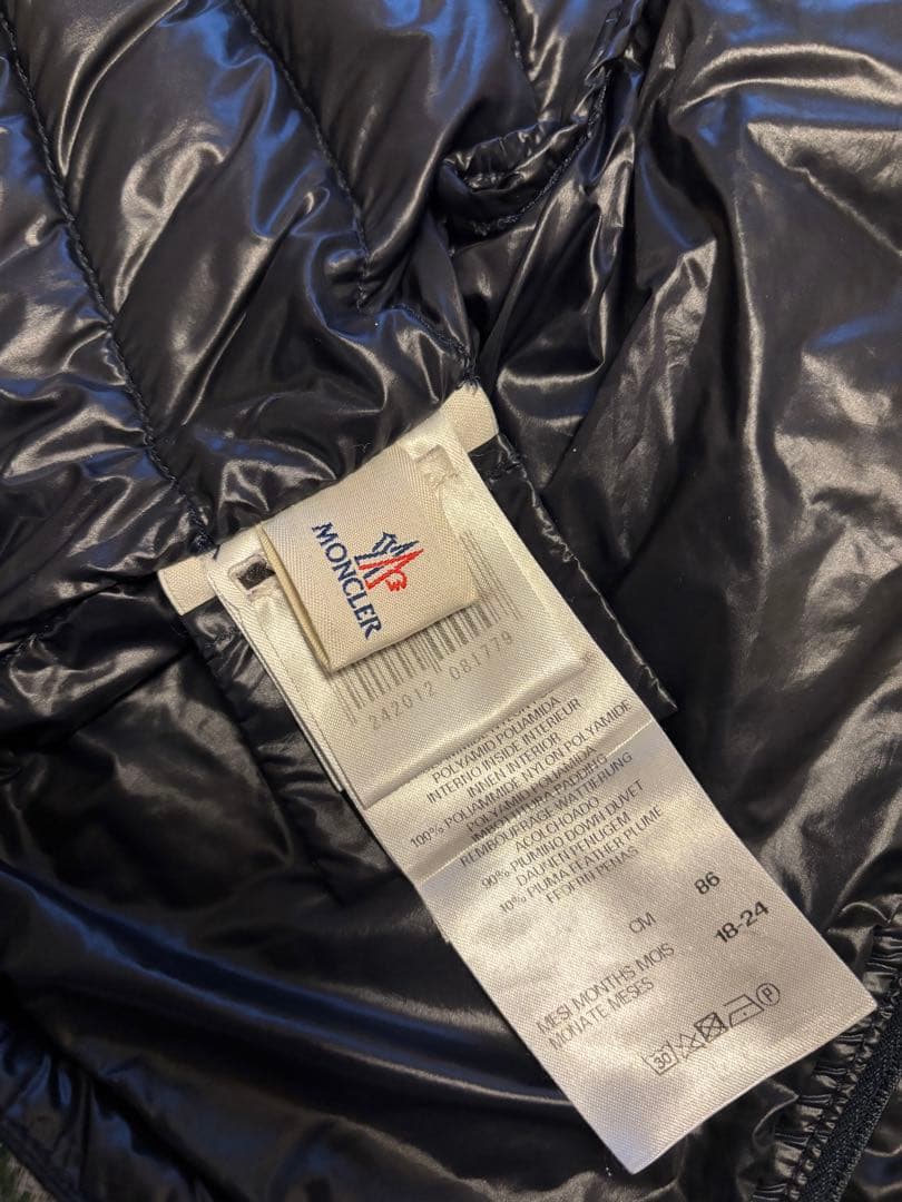 限定価格★MONCLER★薄手黒ダウンジャケット《18-24M/86》