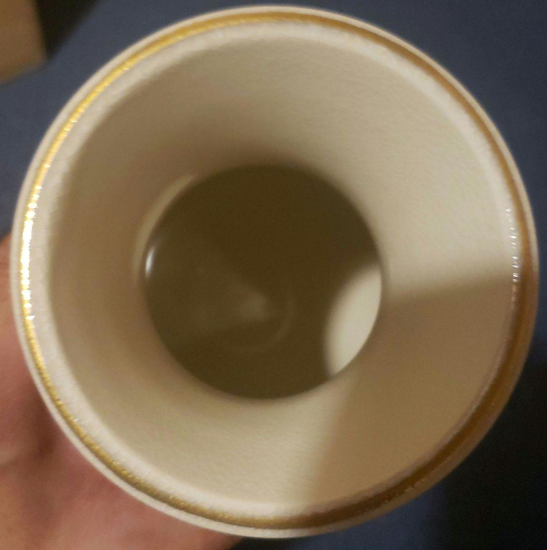 薩摩焼 十五代沈壽官作(ちんじゅかん)白薩摩九寸花瓶 本金秋草