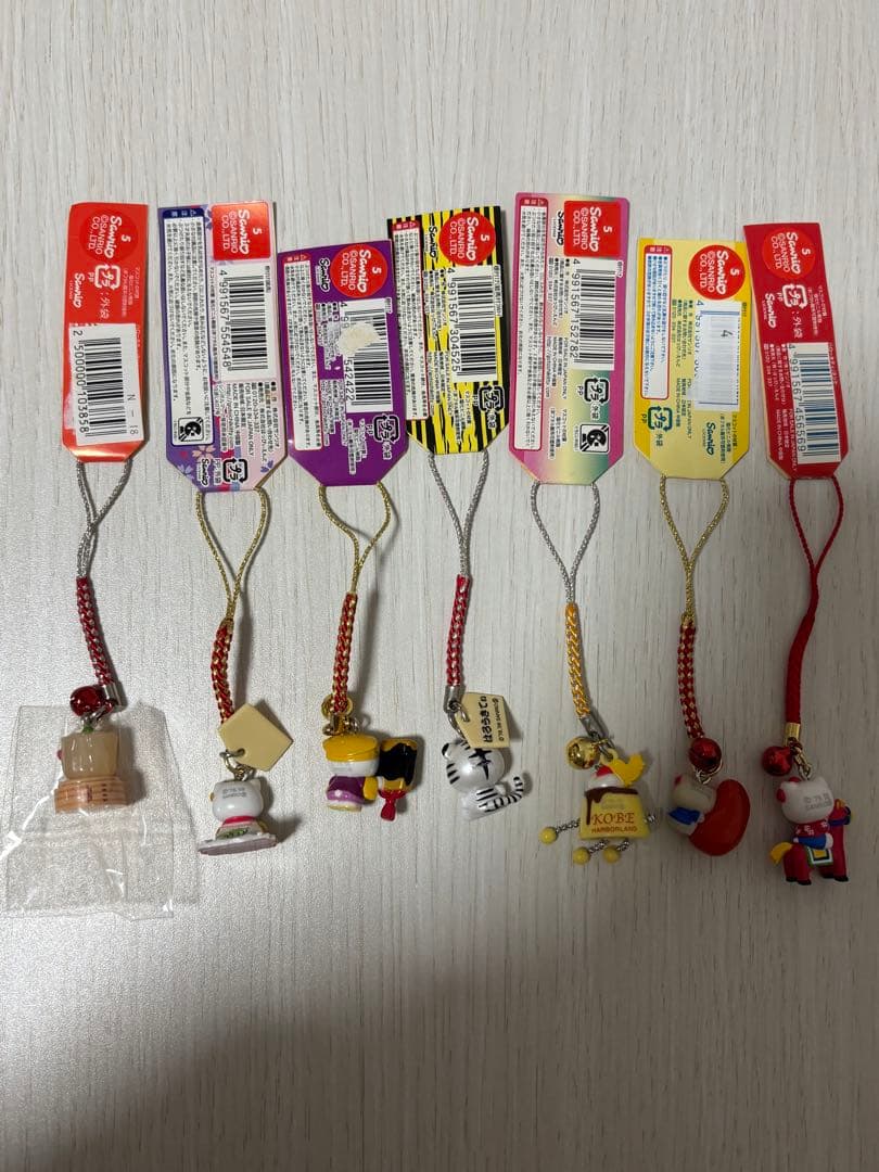 ハローキティ ストラップ17個セット