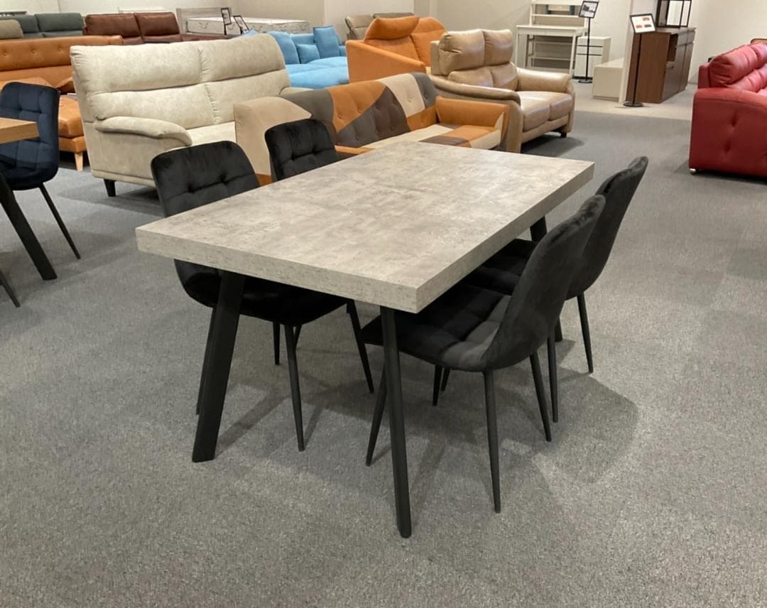 ダイニングテーブルセット　４人掛け　グレー　新品　GY/BK