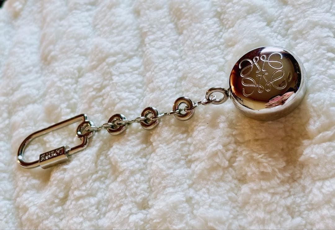 LOEWE ロエベ ★ ペブル キーリング キーホルダー アナグラム シルバー