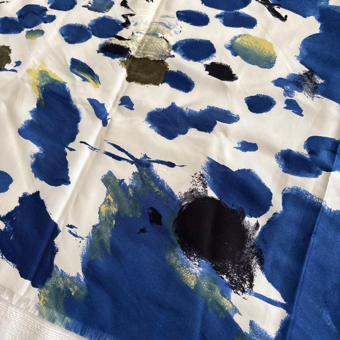 イタリア製　イヴサンローラン　リヴ・ゴーシュ　シルク　スカーフ　YSL 花柄　絹