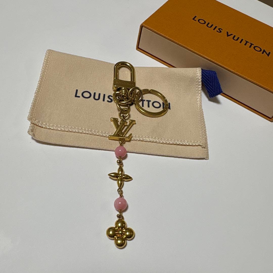 Louis Vuitton ルイヴィトン キーホルダー チャーム ゴールド