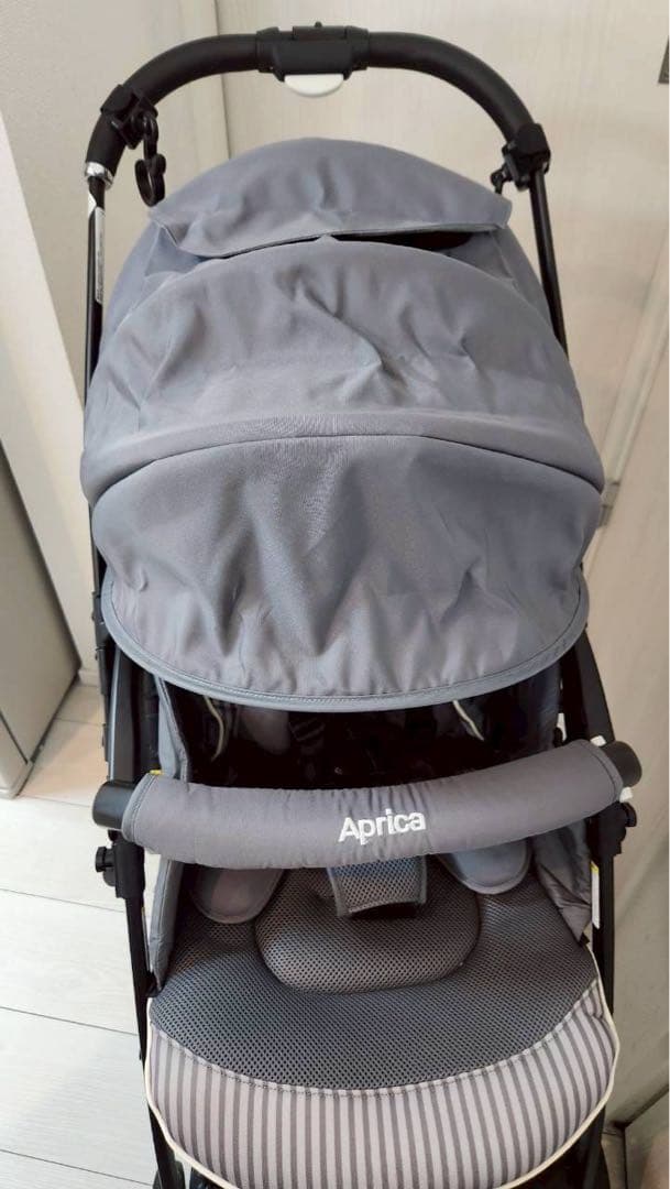 折りたたみアップリカ　ラクーナクッションフリーAB ベビーカー　グレー
