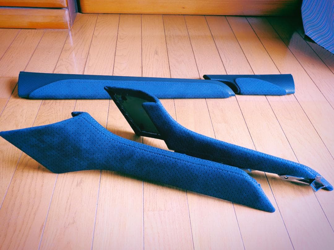 D*R様 SKフォレスター：ウルトラスエード/インパネ&コンソールオーナメント