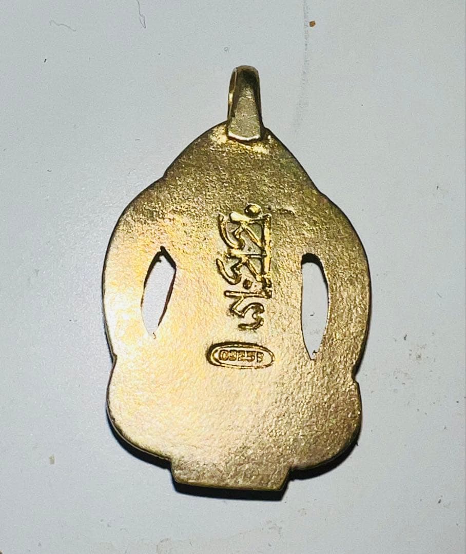 新品　阿弥陀如来像ペンダントヘッド　スターリングシルバーに金メッキ