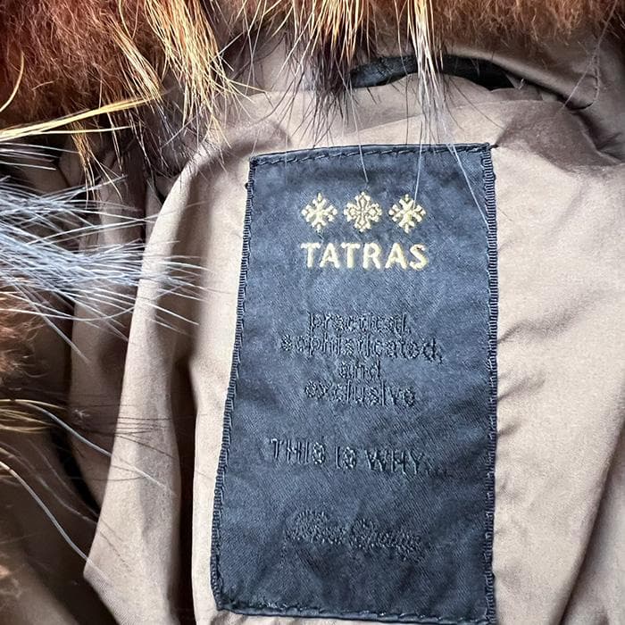 L*y様 TATRAS タトラスのダウンコート