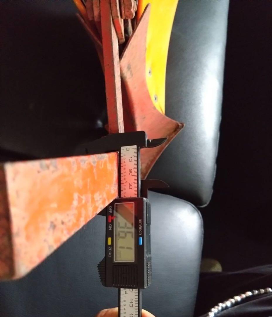 オレンジ色培土器（羽大きめ二枚羽　調節可）