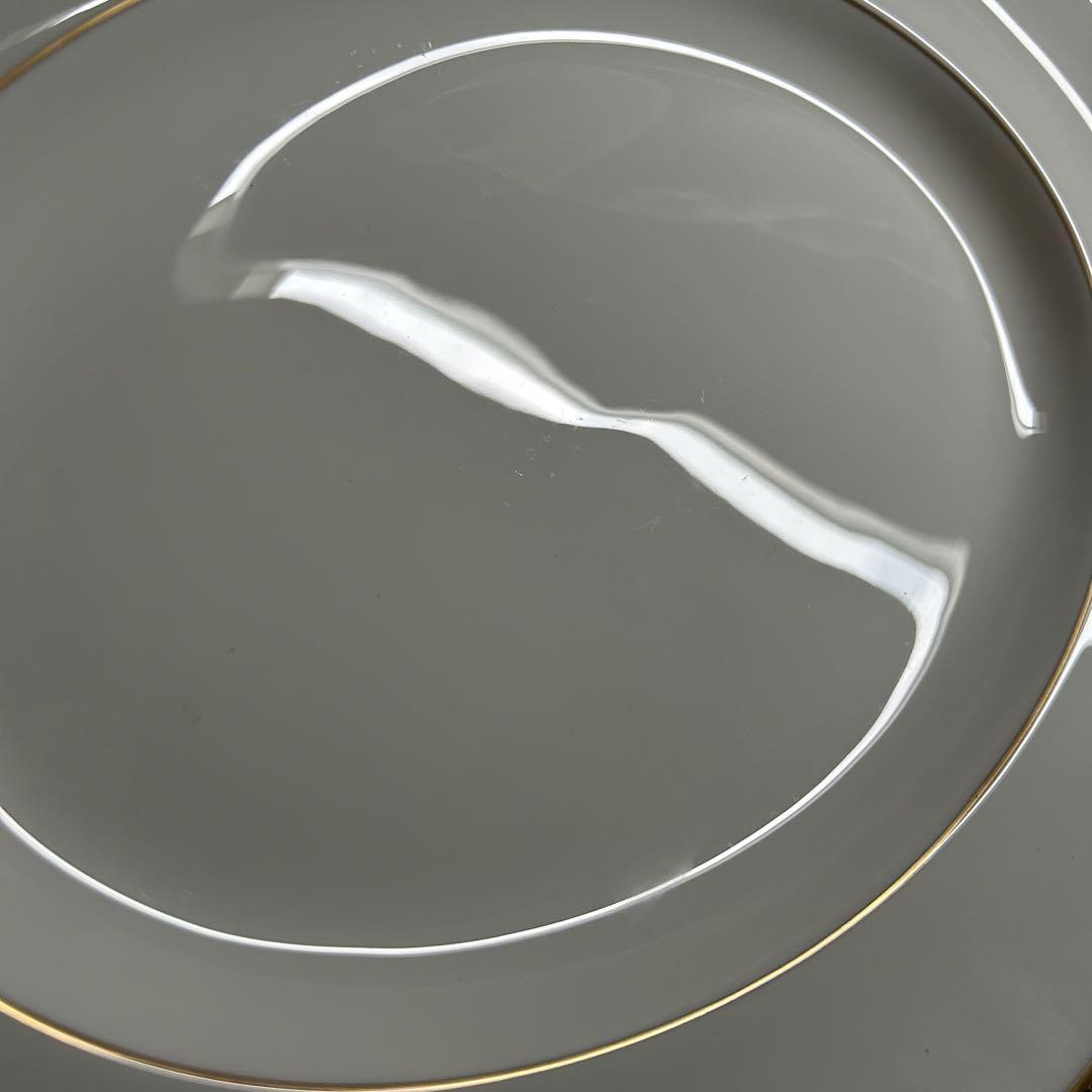 黒壺 WEDEWOOD CALIFORNIA 英国の輝きを纏う オーバルプラター