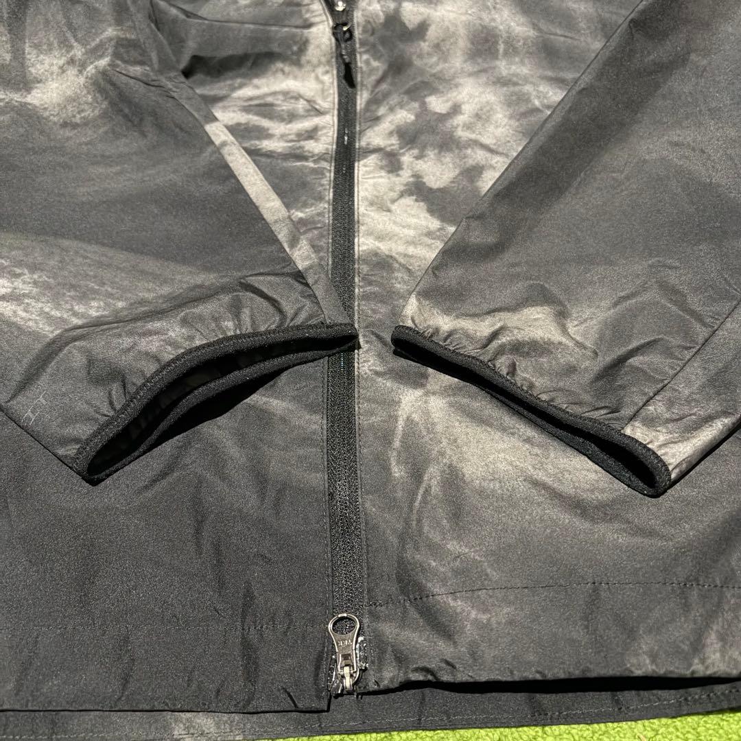 【新品未使用】Nike ナイロンジャケット Storm-Fit