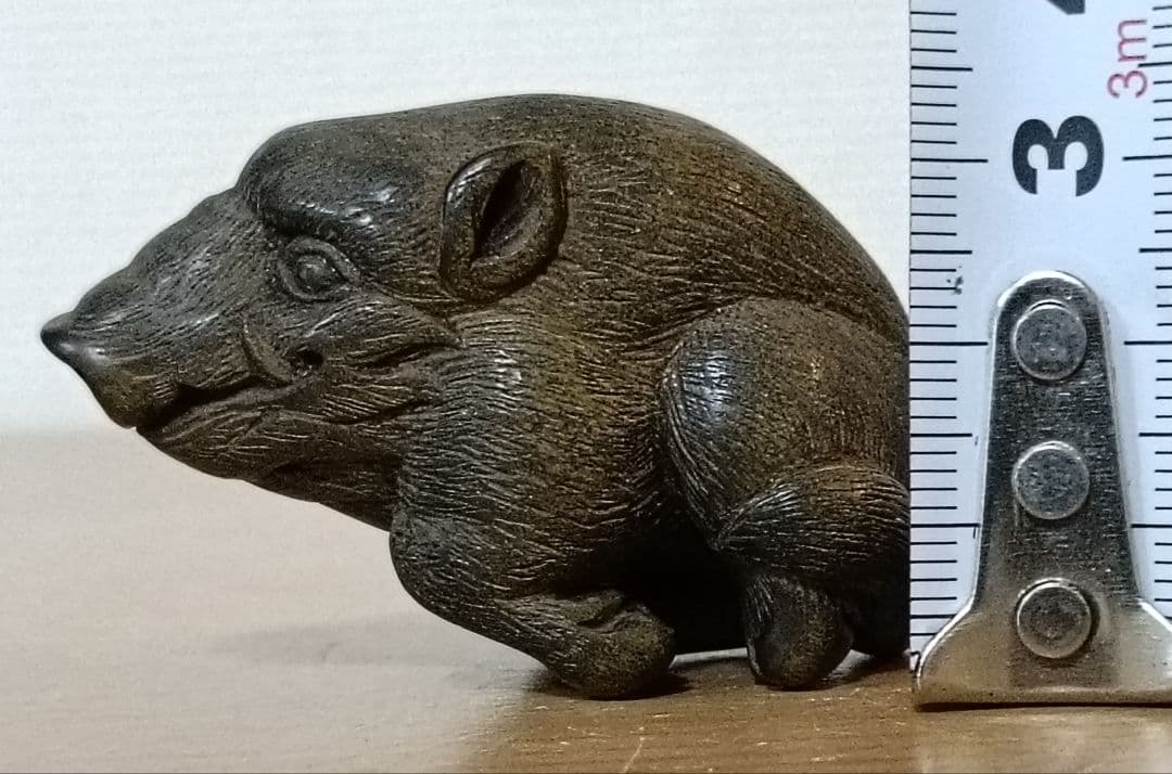 猪木彫根付　柘植根付　時代物　江戸時代　古根付